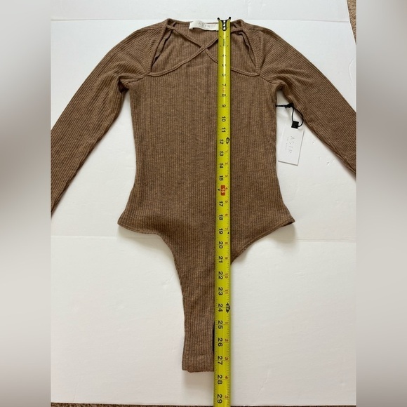 ASTR the Label Vanowen Bodysuit Tan Heather Size Small New with Tags - Picture 6 of 6